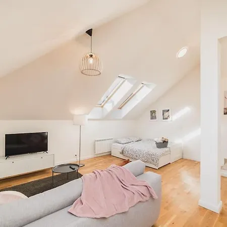 Grand Loft 110m2 * Praga
