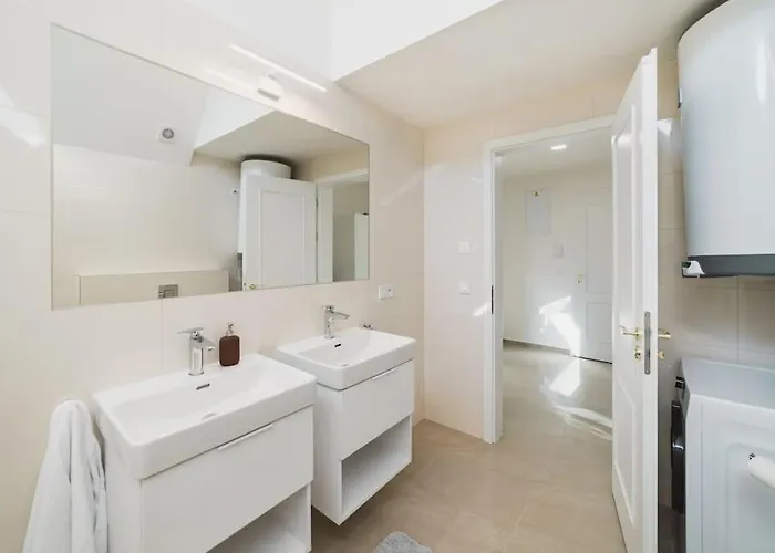 Grand Loft 110m2 Appartement Praag