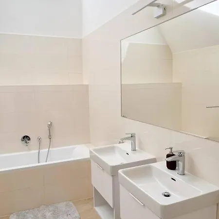 شقة Grand Loft 110m2