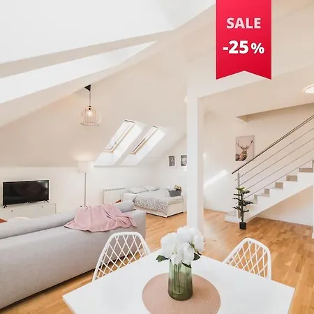 Apartamento Grand Loft 110m2 Praga