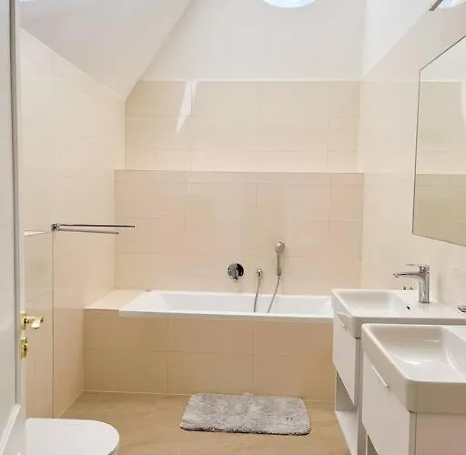 Grand Loft 110m2 아파트 *